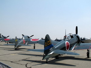 ゼロ戦 三機が集結 ゼロ戦 三機が集結