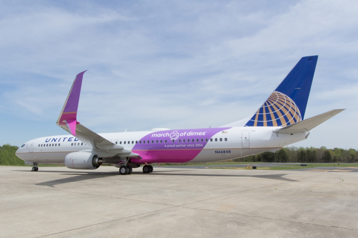ユナイテッド航空 737-900ER N38458 1/200 お取り寄せ商品】1/400 737-900ER/w ユナイテッド航空 N6981