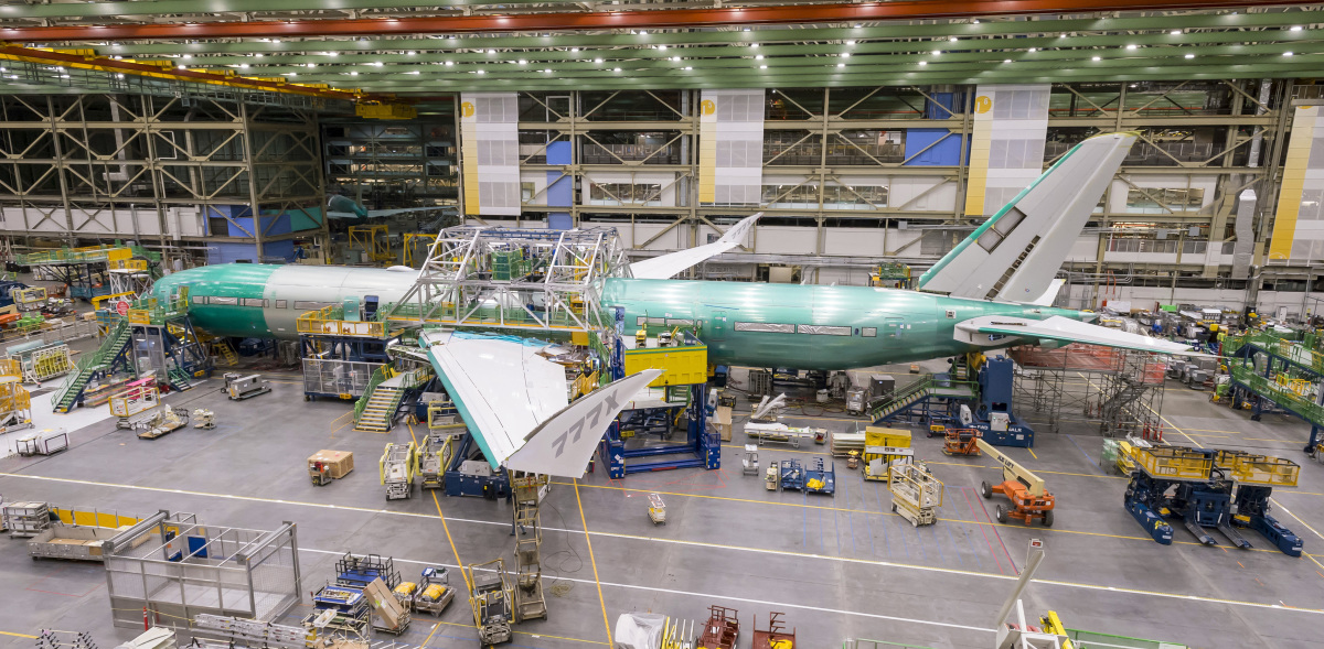777X初号機、胴体組み立ての主要作業を完了 | FlyTeam ニュース