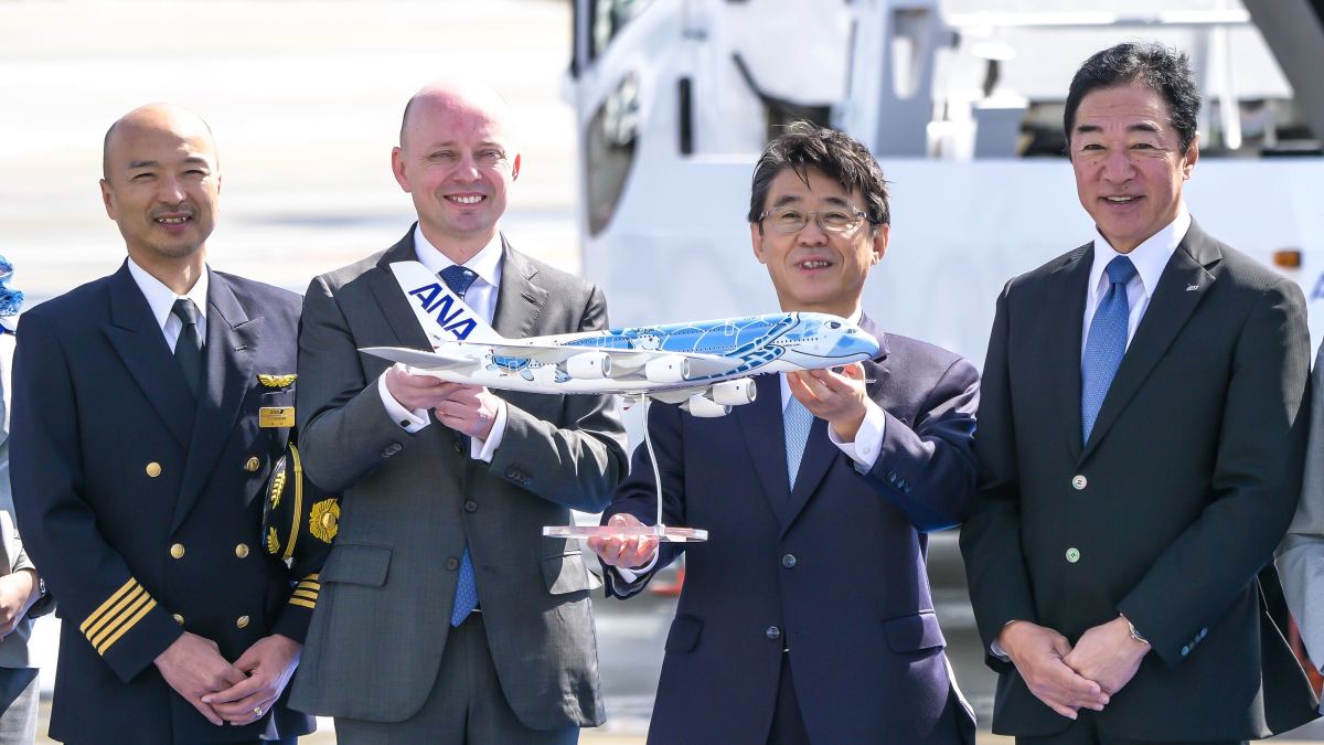 ANA(全日本空輸) - 全日空　機長　キャプテン　ネクタイ 楽天市場】Aキャプテン制帽(機長) 56〜60センチ 全5サイズ