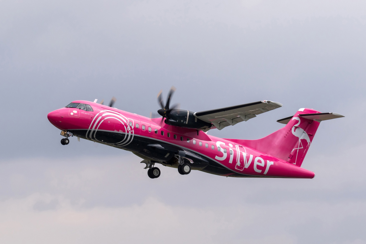 シルバー・エアウェイズ、アメリカ初のATR-42-600の運航を開始