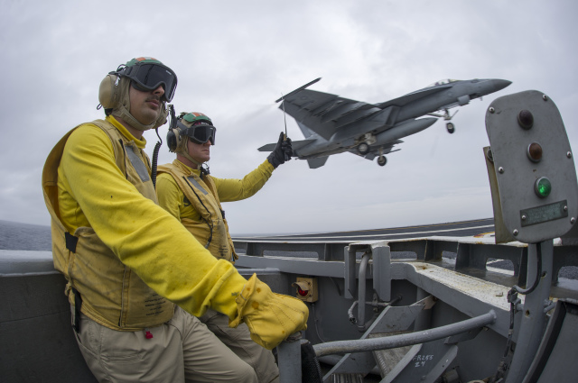 非売品、在日米空母艦載F-18航空隊VFA-195元司令で少将のMSC司令コイン 三沢航空祭 VFA-195 | 航空ファンのブログ