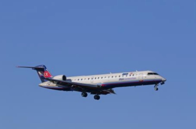 ニュース画像 1枚目：アイベックスエアラインズ CRJ-700