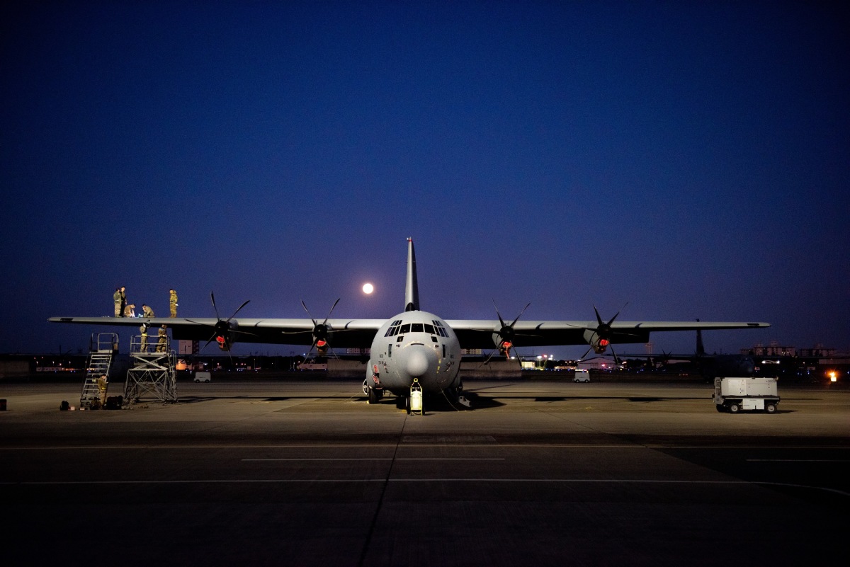 ニュース画像 1枚目：374AWのC-130J