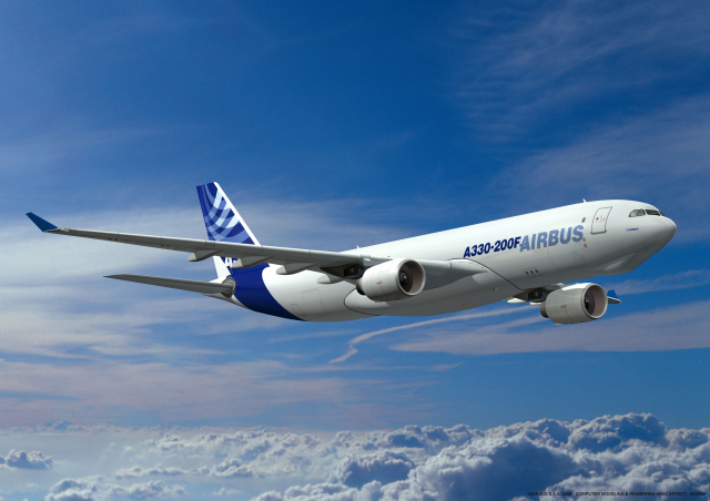 ニュース画像 1枚目：A330-200 MTOW 242トン