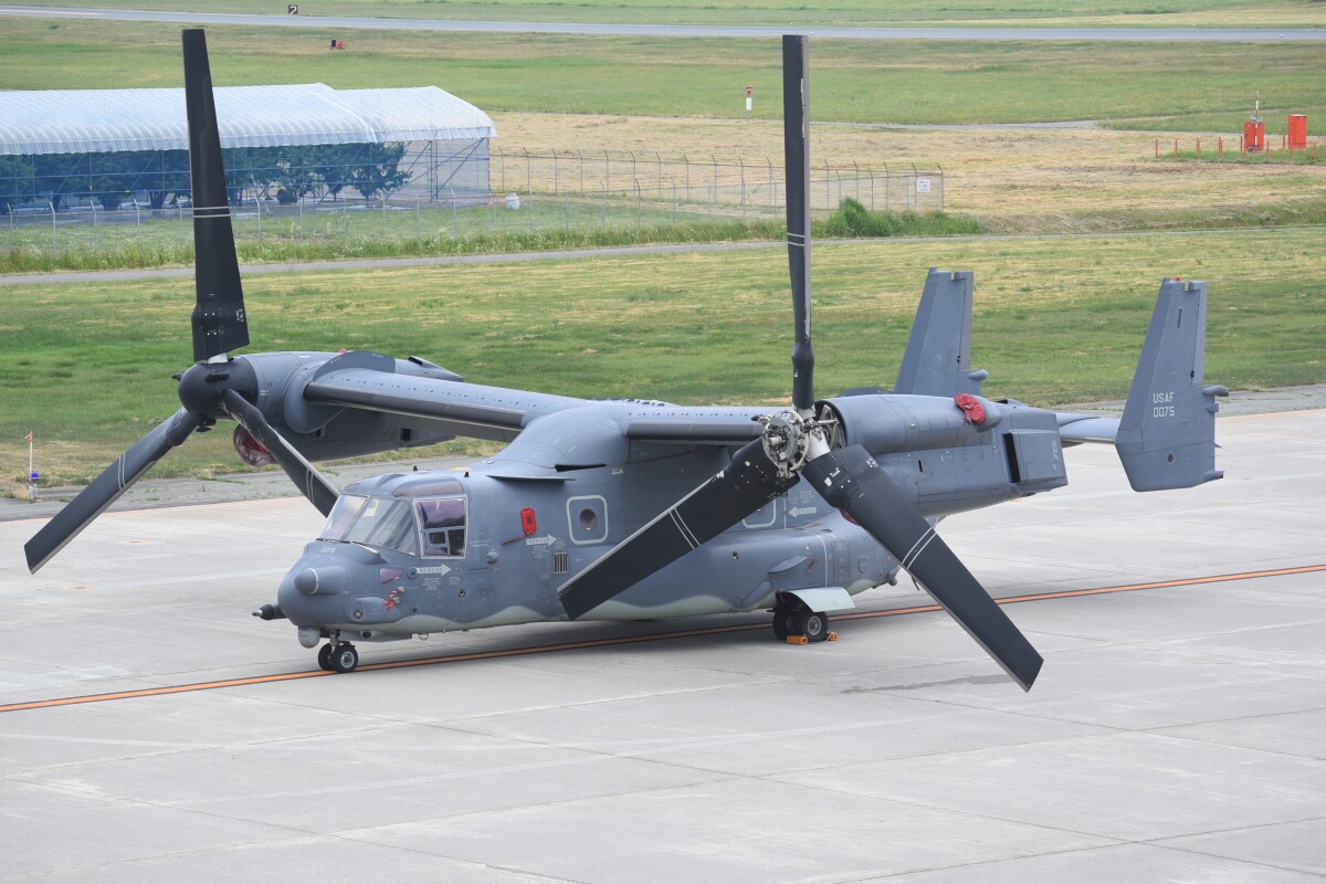 山形空港に予防着陸したCV-22、第6飛行隊施設へ移動 | FlyTeam ニュース