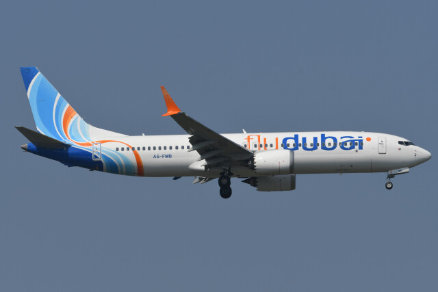 5/1…★ドバイ Boeing-737-Max/ 1/85=約47cmBIG 1/85 Scale 47CM Airplane 737MAX B737 MAX Aircraft Fly Dubai