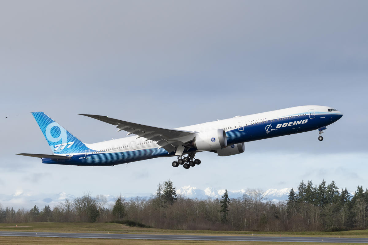 航空機 実機タグ セット コンコルド B747 B777 A320 A380 B777XFとA350Fのどちらが受注を伸ばすのか 全長差は10cmでほぼ同