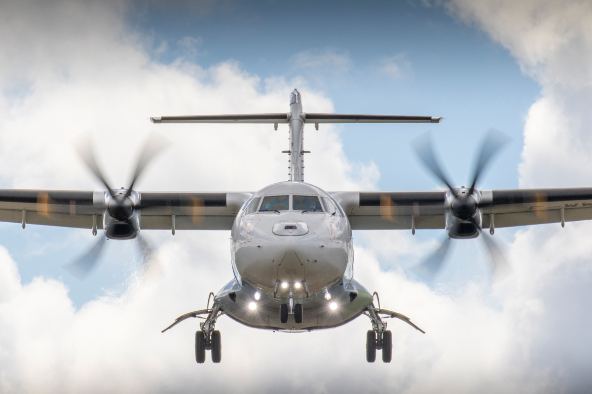 オリエンタルエアブリッジDHC8-200 セット ATR42-600 1/100 ORC、新機材ATR42は7/1就航 長崎離島路線