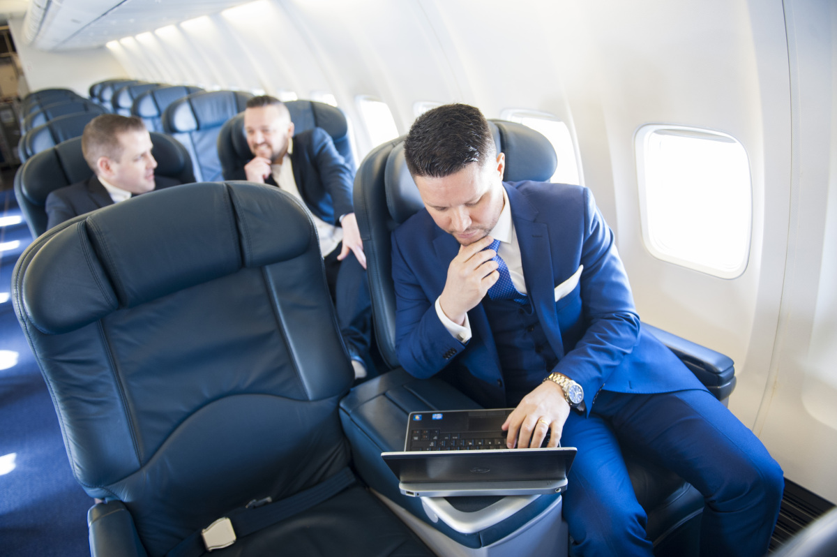 ライアンエアの豪華仕様！？ 1機だけの737-700抹消、グループ
