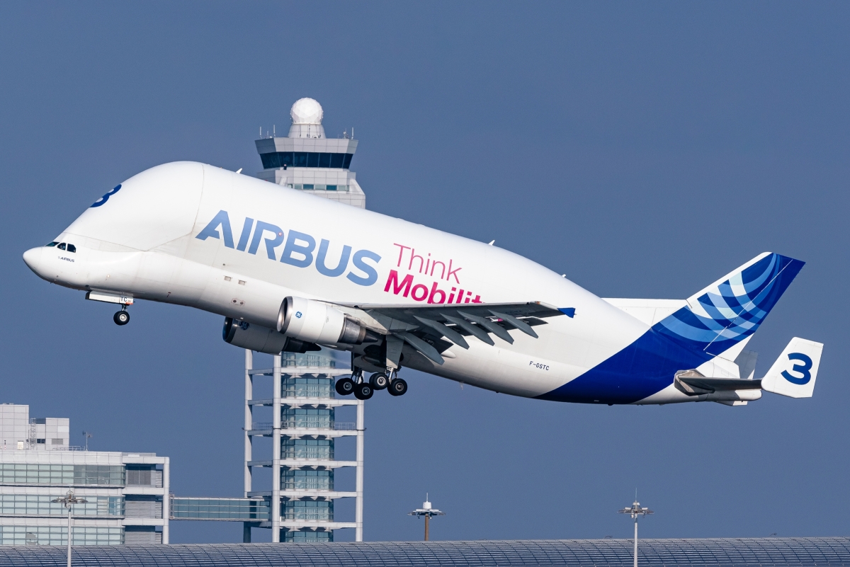 DRAGON WINGS エアバス A300-600ST ベルーガ 2機 DRAGON WINGS エアバス A300-600ST ベルーガ 2機 - メルカリ