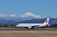 ニュース画像：3年7か月ぶり！中国東方航空 富士山静岡空港へ、週2便で上海線再開