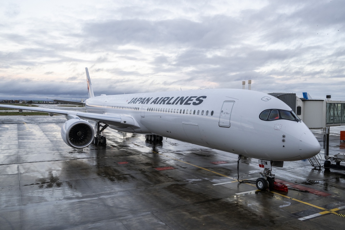 JAL A350-1000 初号機 エアバス JA01WJ Phoenix JAL A350-1000 初号機 エアバス JA01WJ Phoenix - メルカリ