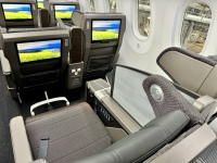 ANA 787-10、“国内線次世代フラッグシップ”お披露目！進化した機材内部