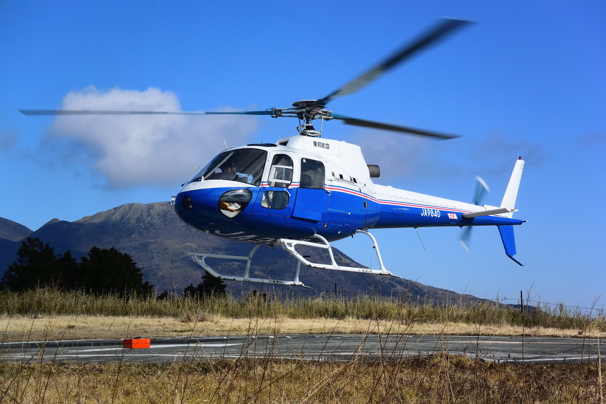 東邦航空 ヘリコプター箱根遊覧、2024年運航日が決定！ | FlyTeam ニュース