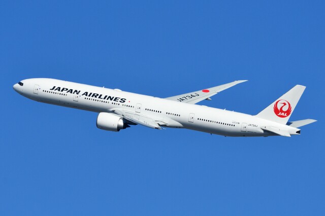 購入は可能　日本航空 Boeing777-300ER w640.jpg
