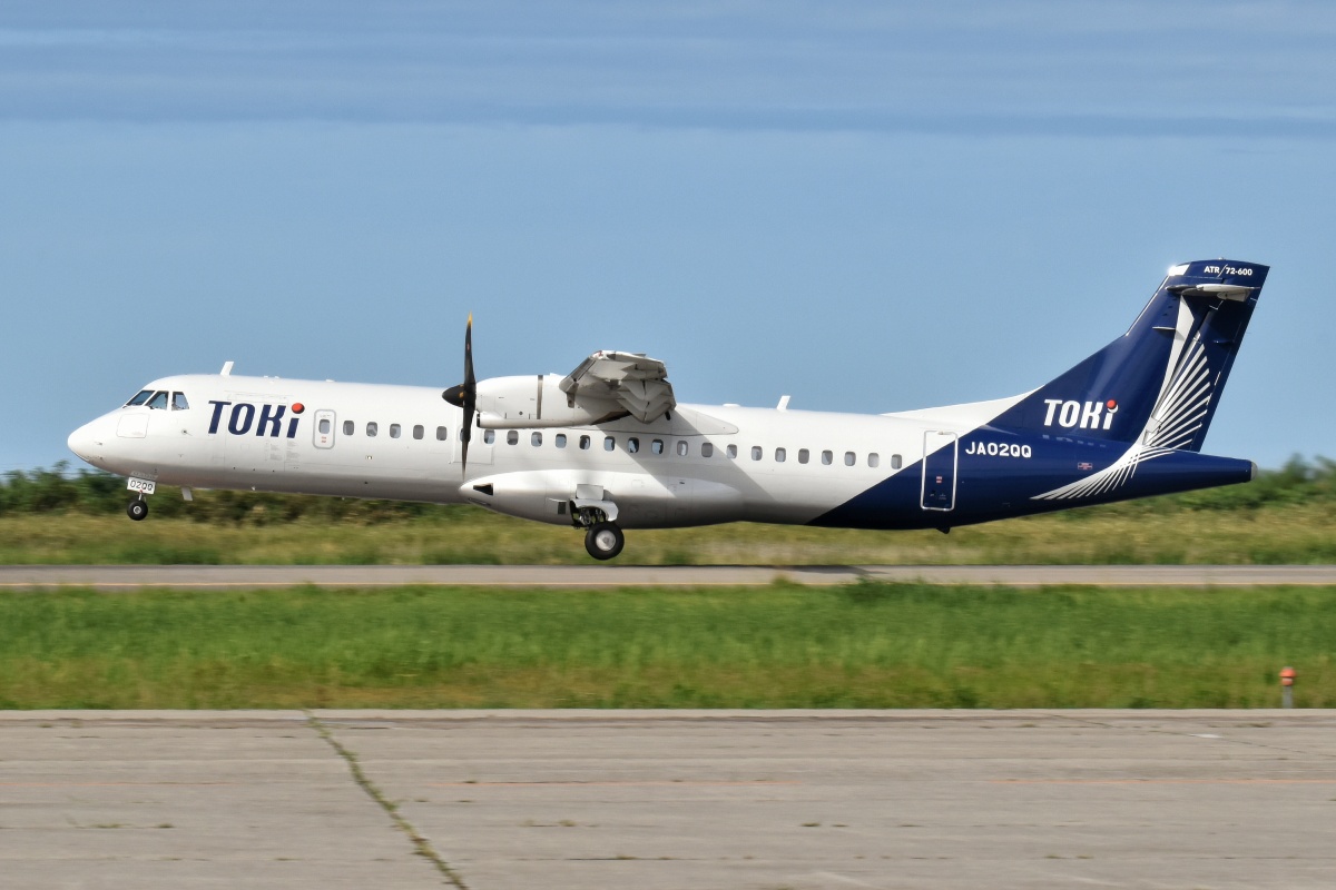 導入間近！ トキエア、最終組み立て中のATR42「JA03QQ」の最新