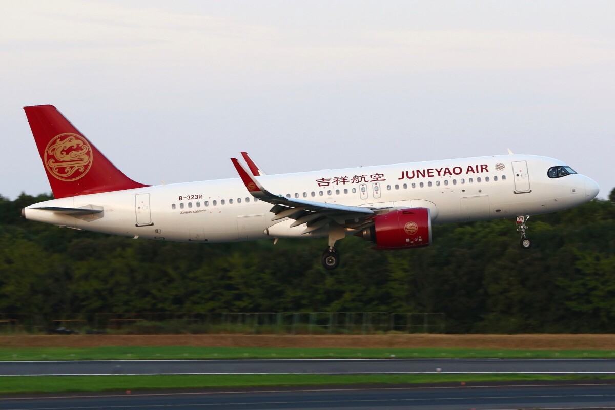 吉祥航空 B787-9 『原神号』特別塗装 JC Wings 1/400 吉祥航空 B787-9 『原神号』特別塗装 JC Wings 1/400 - メルカリ