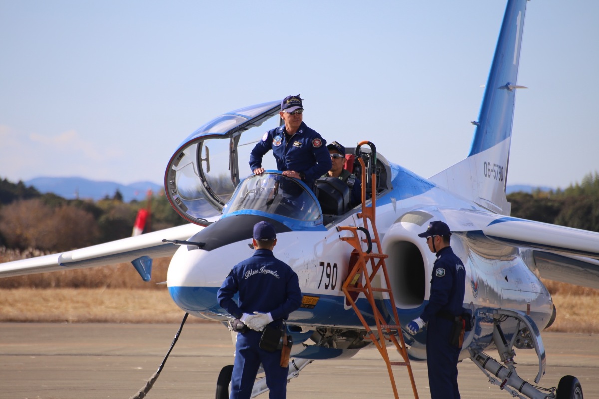 ブルーインパルス2025】入間・浜松に2年連続、9月は東京都心に到来