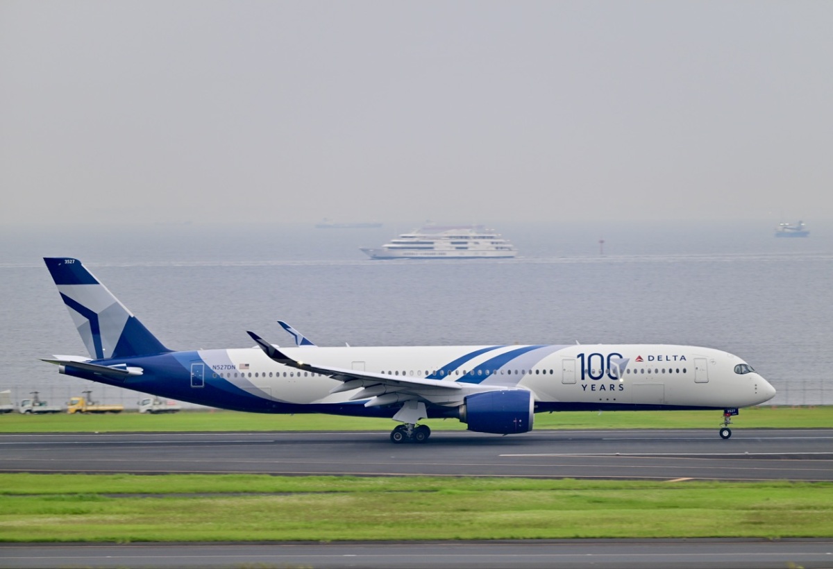 厦門航空 B737 MAX エンジン タグ ディスプレイ 白 六角形 厦門航空 B737 MAX エンジン タグ ディスプレイ 白 六角形