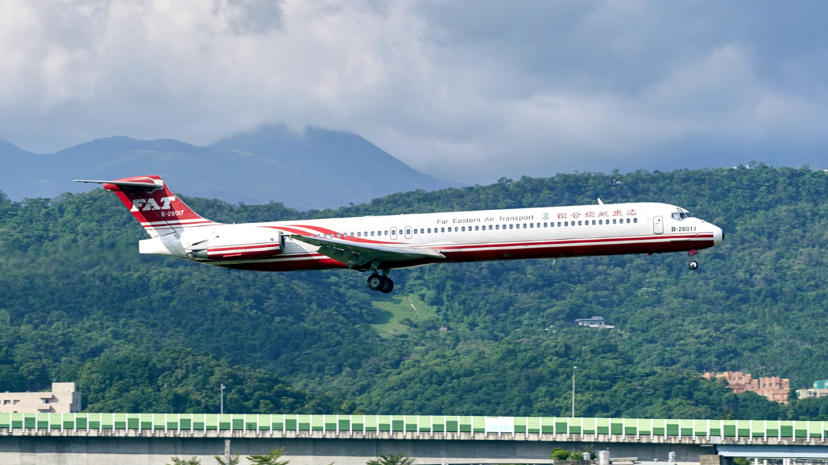 数奇な運命…遠東航空「MD-82」が再度競売に、お値段は