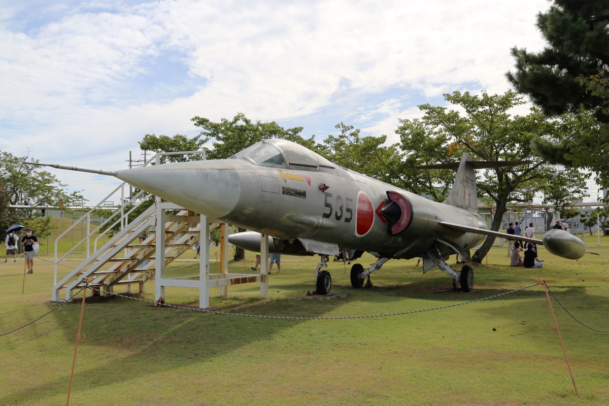お膝元”で先代ブルーも見よう！ 空自「松島基地航空祭」で見られる保存