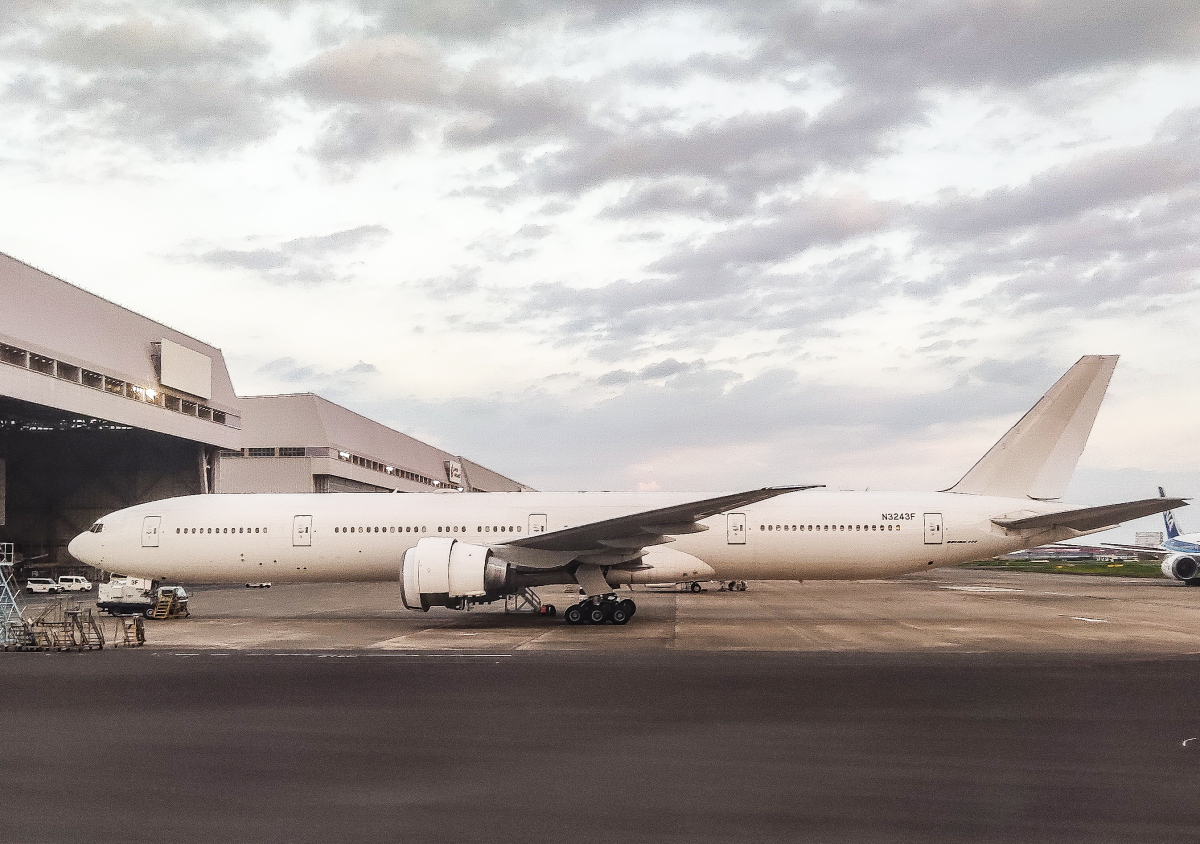JAL、元エコジェットの777-200「JA8984」を抹消 | FlyTeam ニュース