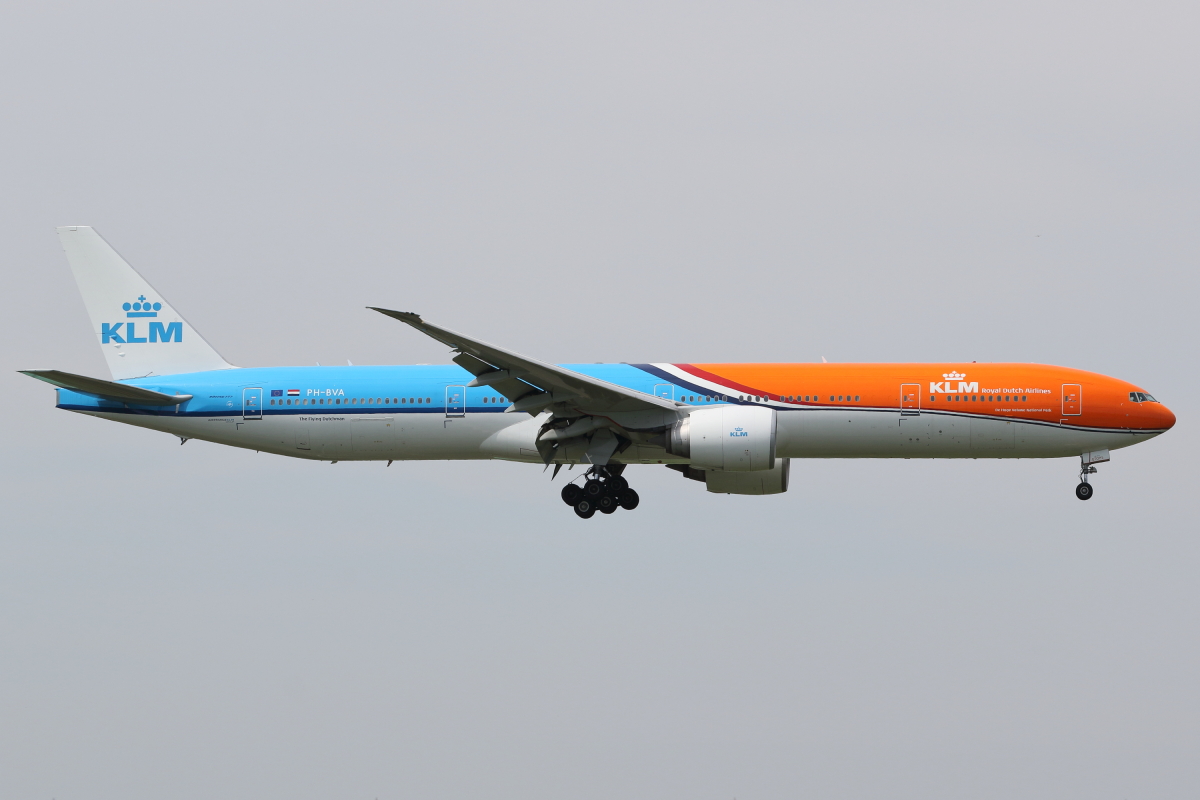 トルコ航空 777-300ER FCバルセロナ F.C.Barcelona Livery