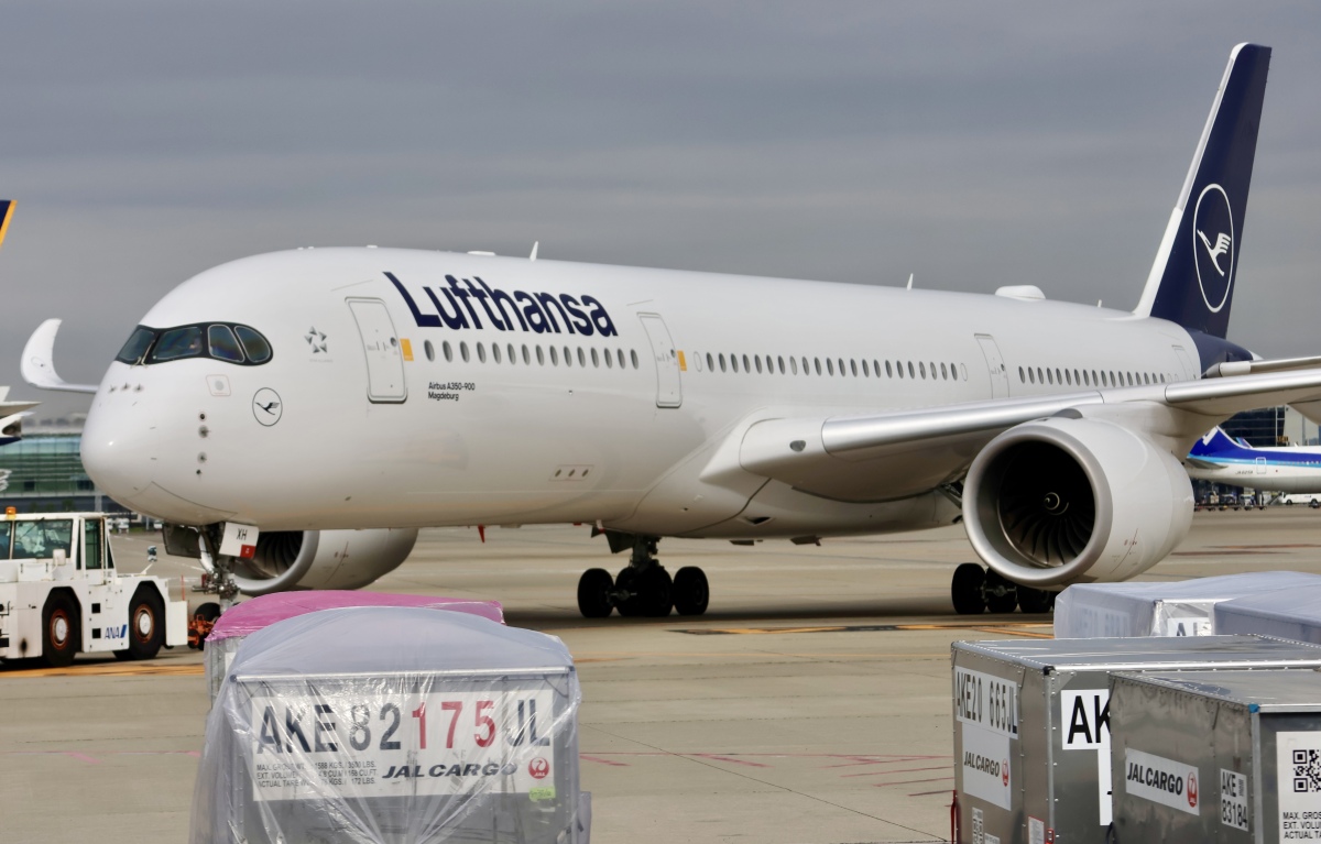 ニュース画像：羽田空港をミュンヘンに向けて出発するルフトハンザ