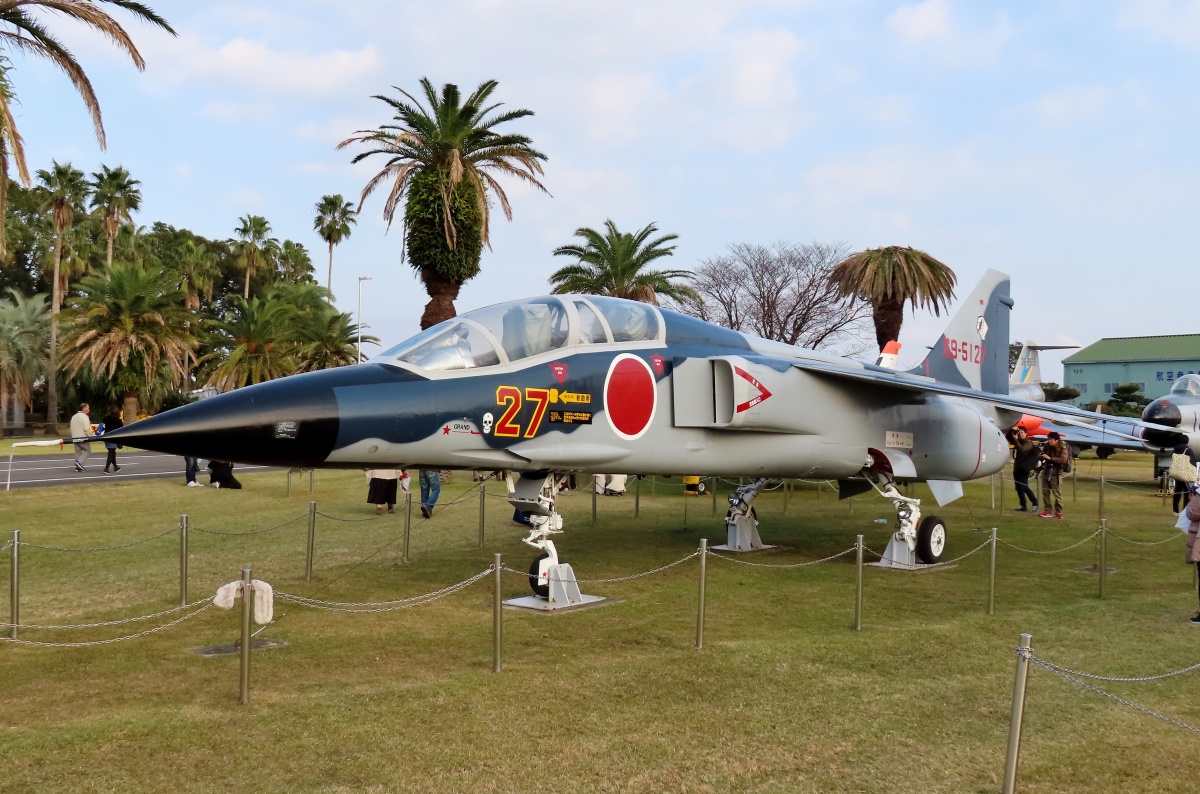 もうすぐ航空祭！ “仮想敵機役”に全国唯一の「救難捜索機」 新田原基地