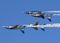 航空自衛隊 三沢基地 F16 DEMOチーム F-16デモンストレーションチーム 三沢でラストフライト - YouTube