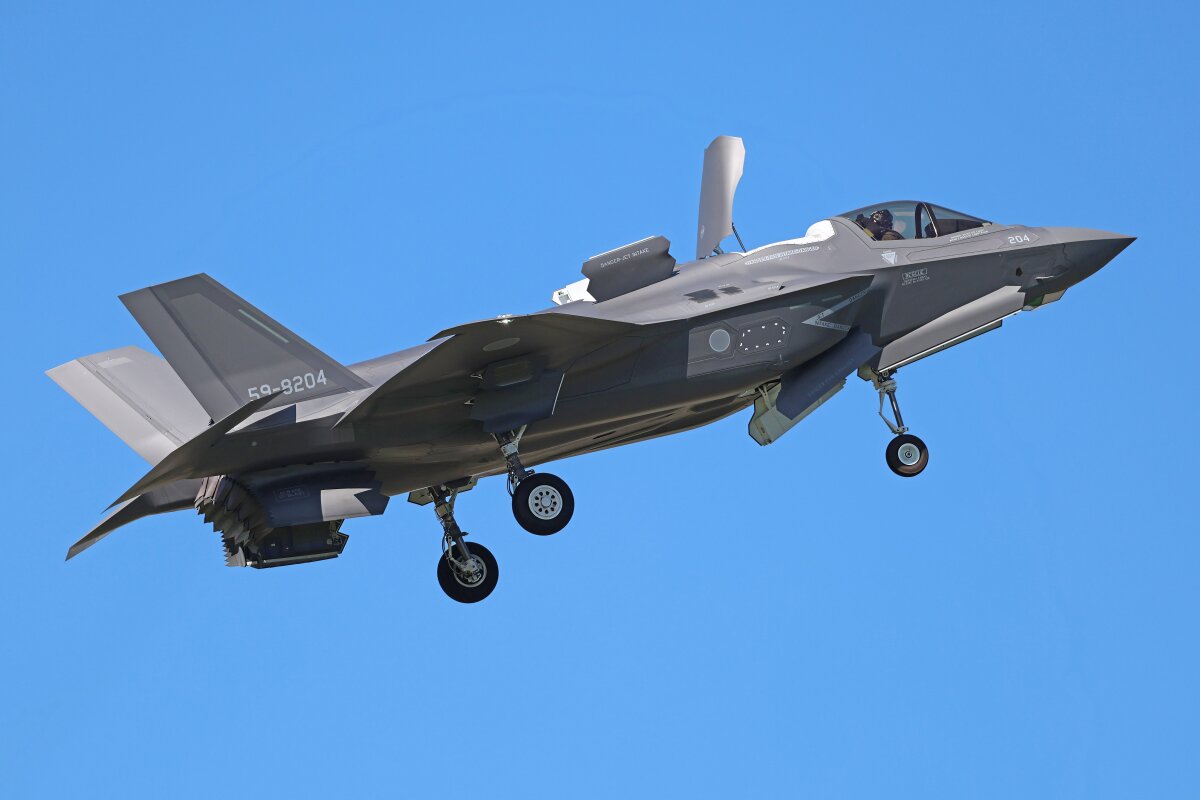 新田原基地エアフェスタ2025、F-35Bが初参加！ F-15は10機編隊飛行を