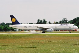 ゴンタさんが、フランクフルト国際空港で撮影したルフトハンザドイツ航空 A321-231の航空フォト（飛行機 写真・画像）