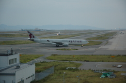 poohneanさんが、関西国際空港で撮影したカタール航空 A330-202の航空フォト（飛行機 写真・画像）