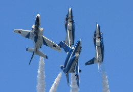 フジコンさんが、松島基地で撮影した航空自衛隊 T-4の航空フォト（飛行機 写真・画像）