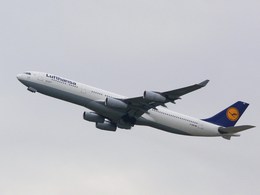 スカイマンタさんが、フランクフルト国際空港で撮影したルフトハンザドイツ航空 A340-313Xの航空フォト（飛行機 写真・画像）