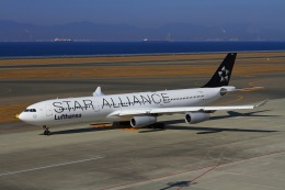 じゃるちゃんさんが、中部国際空港で撮影したルフトハンザドイツ航空 A340-311の航空フォト（飛行機 写真・画像）