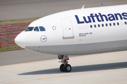 ムッシュさんが、中部国際空港で撮影したルフトハンザドイツ航空 A340-311の航空フォト（飛行機 写真・画像）