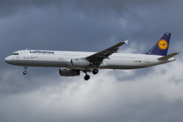 よっしぃさんが、フランクフルト国際空港で撮影したルフトハンザドイツ航空 A321-231の航空フォト（飛行機 写真・画像）