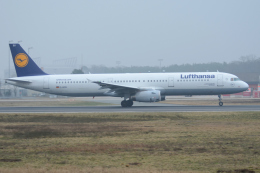 バーバ父さんが、フランクフルト国際空港で撮影したルフトハンザドイツ航空 A321-231の航空フォト（飛行機 写真・画像）