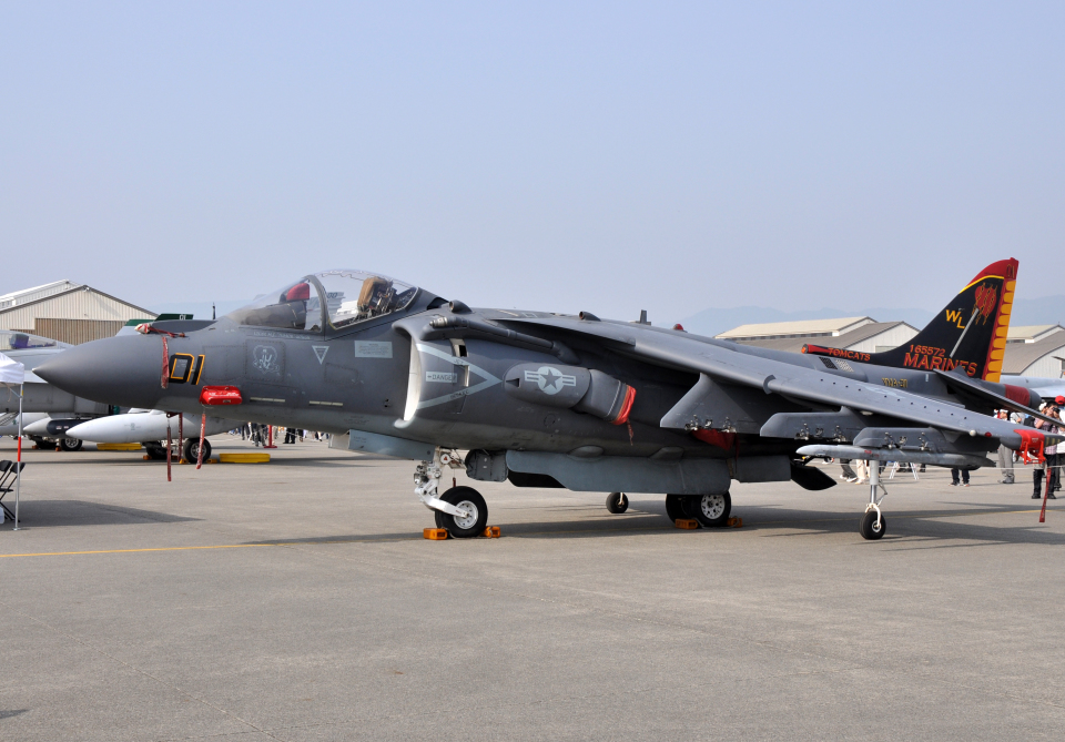 ミカン様 アメリカ海兵隊 Boeing AV-8B Harrier II 165572 岩国空港 航空
