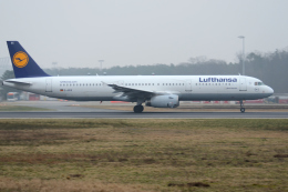 バーバ父さんが、フランクフルト国際空港で撮影したルフトハンザドイツ航空 A321-231の航空フォト（飛行機 写真・画像）