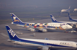 全日空 ANA スヌーピー号　B747-481D 1/400 ＊状態要確認＊ ANA B747-400D 羽田空港 #スヌーピー飛行機 #全日空 #全日本空輸