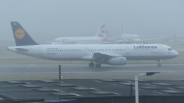 誘喜さんが、ロンドン・ヒースロー空港で撮影したルフトハンザドイツ航空 A321-231の航空フォト（飛行機 写真・画像）