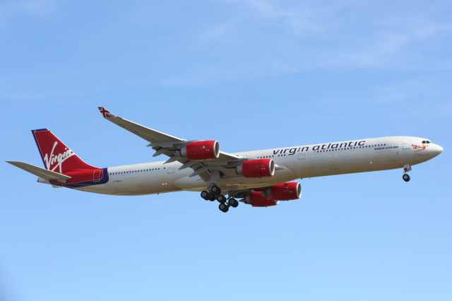 機体記号 : G-VBLU (ヴァージン・アトランティック航空) 航空機
