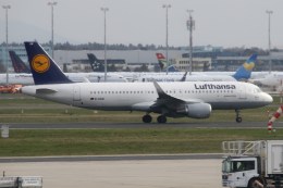 masa707さんが、フランクフルト国際空港で撮影したルフトハンザドイツ航空 A320-214の航空フォト（飛行機 写真・画像）