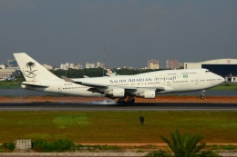 航空フォト：HS-STC サウジアラビア航空 747-400