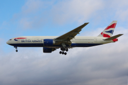 PASSENGERさんが、ロンドン・ヒースロー空港で撮影したブリティッシュ・エアウェイズ 777-236/ERの航空フォト（飛行機 写真・画像）