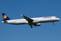 よっしぃさんが、フランクフルト国際空港で撮影したルフトハンザドイツ航空 A321-231の航空フォト（飛行機 写真・画像）
