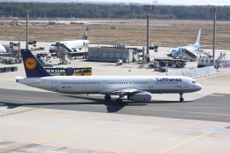 しかばねさんが、フランクフルト国際空港で撮影したルフトハンザドイツ航空 A321-231の航空フォト（飛行機 写真・画像）